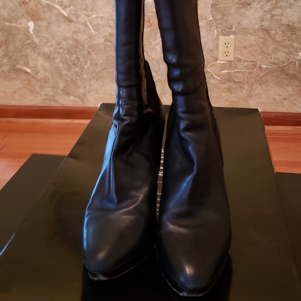 White House Black Market Bordeaux Black Boots